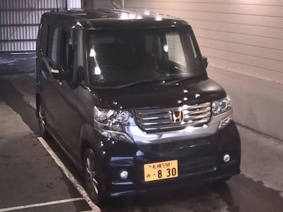 HONDA N BOX CUSTOM