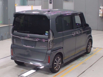 HONDA N BOX CUSTOM