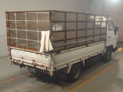 TOYOTA DYNA TRUCK