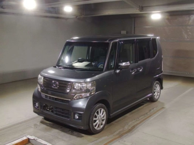 HONDA N BOX CUSTOM