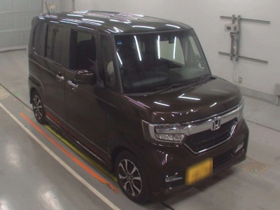 HONDA N BOX CUSTOM