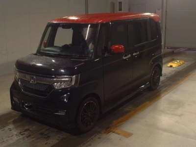 HONDA N BOX CUSTOM
