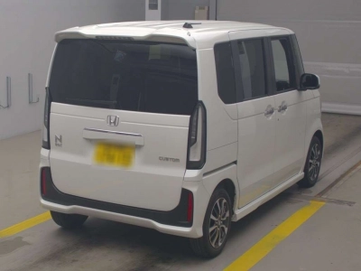 HONDA N BOX CUSTOM