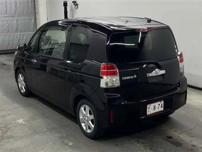 TOYOTA SPADE