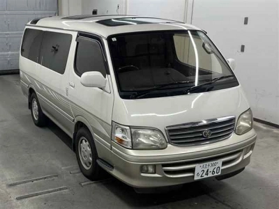 TOYOTA HIACE WAGON