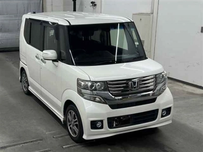 HONDA N BOX CUSTOM
