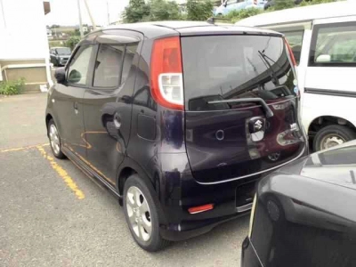 SUZUKI MRWAGON