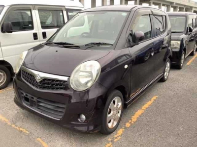 SUZUKI MRWAGON