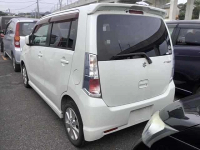 SUZUKI WAGON R STINGRAY