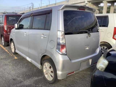 SUZUKI WAGON R STINGRAY