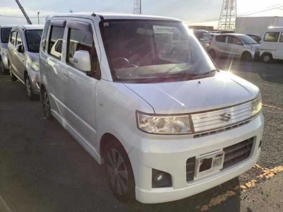 SUZUKI WAGON R STINGRAY
