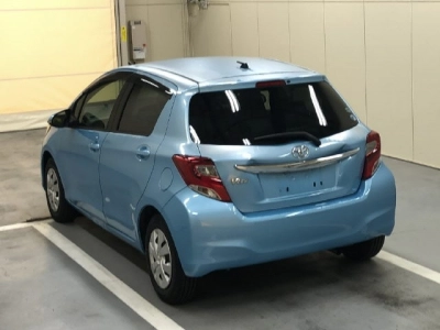 TOYOTA VITZ
