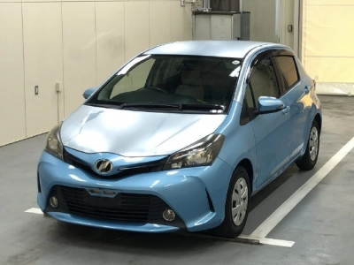 TOYOTA VITZ