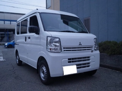 MITSUBISHI MINICAB