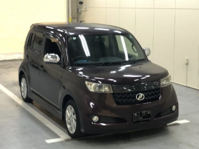TOYOTA BB