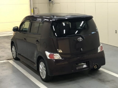 TOYOTA BB