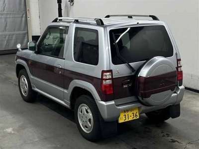 MITSUBISHI PAJERO MINI