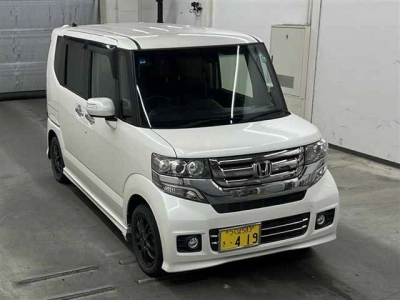 HONDA N BOX CUSTOM