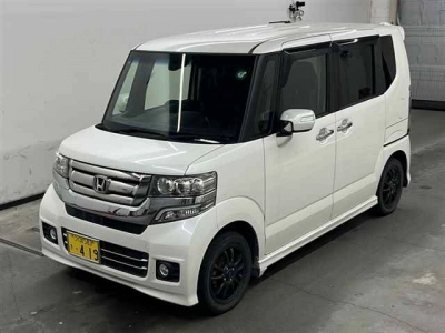 HONDA N BOX CUSTOM