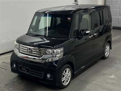 HONDA N BOX CUSTOM