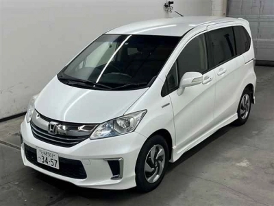 HONDA FREED HYBRID