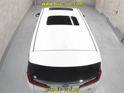 TOYOTA ALPHARD HYBRID