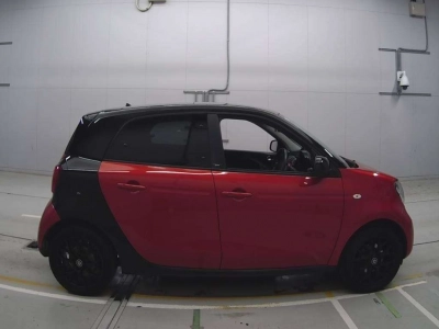 SMART FOURFOUR