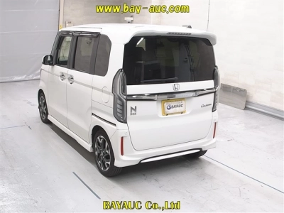 HONDA N BOX CUSTOM