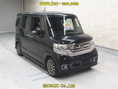 HONDA N BOX CUSTOM
