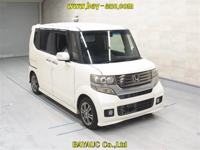 HONDA N BOX CUSTOM