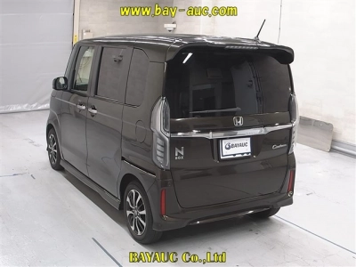 HONDA N BOX CUSTOM