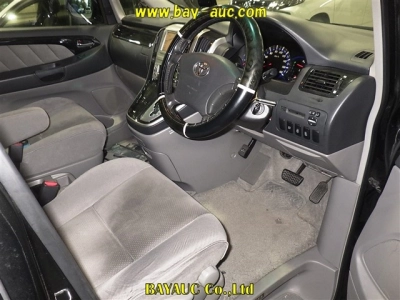 TOYOTA ALPHARD V