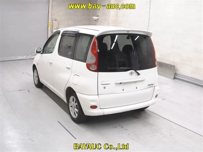 TOYOTA FUN CARGO
