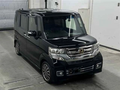 HONDA N BOX CUSTOM