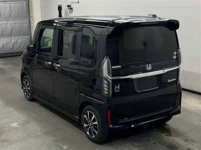 HONDA N BOX CUSTOM