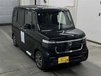 HONDA N BOX CUSTOM