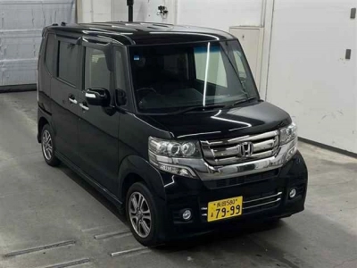 HONDA N BOX CUSTOM