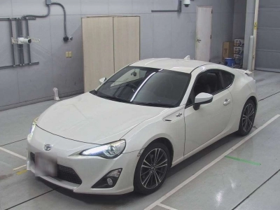 TOYOTA 86