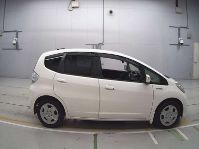 HONDA FIT HYBRID
