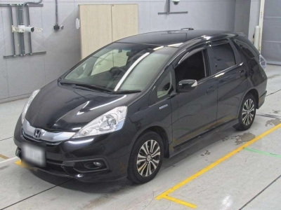 HONDA FIT SHUTTLE HYBRID