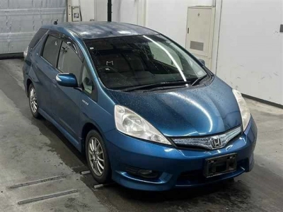 HONDA FIT SHUTTLE HYBRID