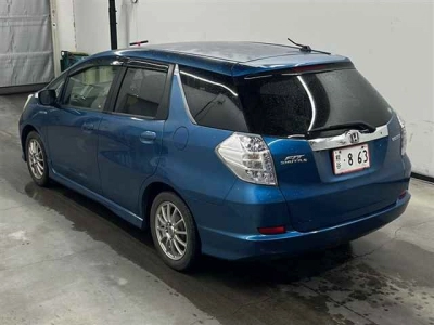 HONDA FIT SHUTTLE HYBRID