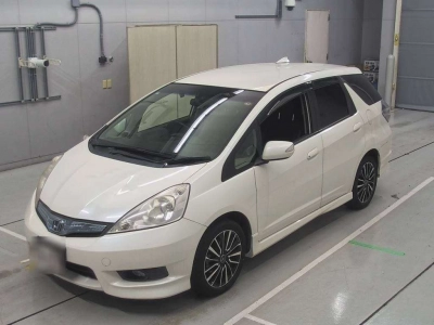 HONDA FIT SHUTTLE HYBRID
