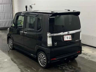 HONDA N BOX CUSTOM