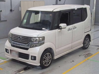 HONDA N BOX CUSTOM