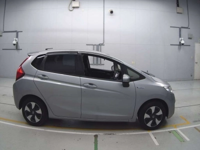 HONDA FIT HYBRID