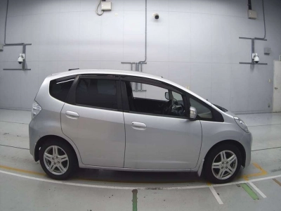 HONDA FIT HYBRID