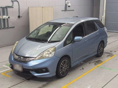 HONDA FIT SHUTTLE HYBRID