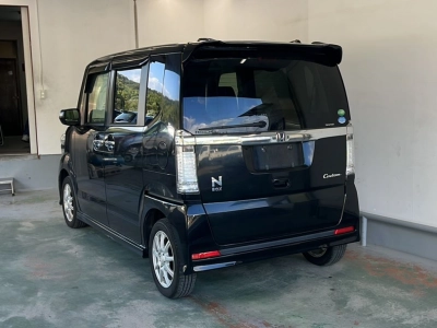 HONDA N BOX CUSTOM