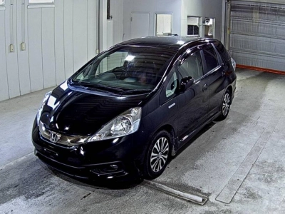 HONDA FIT SHUTTLE HYBRID
